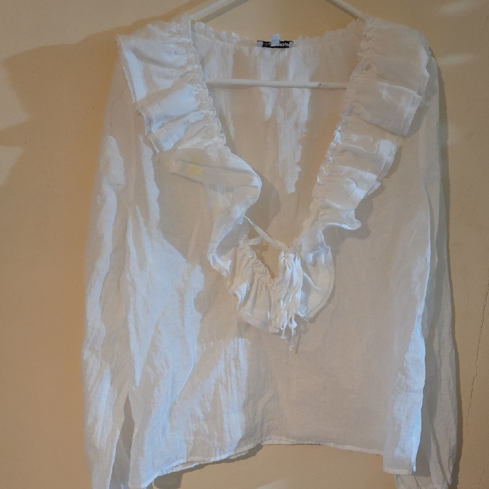 Fashion Nova White Ruffled Blouse